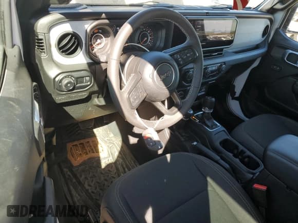 ✅ 2025 Jeep Wrangler Sport • VIN: 1C4PJXAN4SW503318 • Lot: 83979625. Listed on Copart with 6,489 mi. Free auction sales archive from the USA and detailed vehicle history report at DreamBid. Image 8.