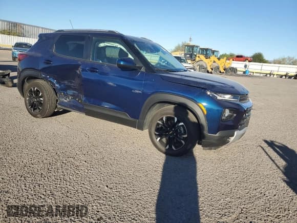 ✅ 2023 Chevrolet TrailBlazer LT • VIN: KL79MPSL4PB103669 • Lot: 90406915. Listed on Copart with 55,046 mi. Free auction sales archive from the USA and detailed vehicle history report at DreamBid. Image 4.