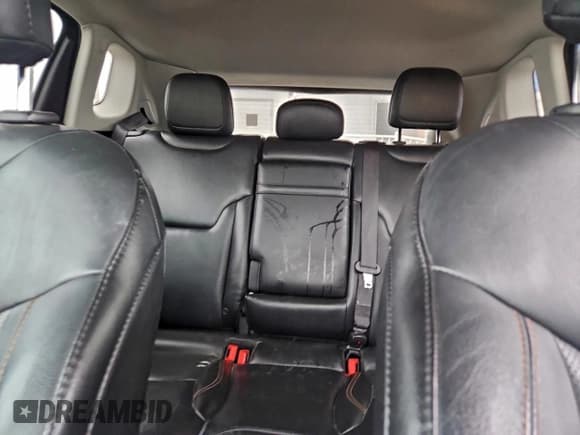 ✅ 2018 Jeep Compass Limited • VIN: 3C4NJDCB2JT479808 • Лот: 94268915. Опубликован ранее на Copart с пробегом 125 036 миль. Бесплатный доступ к архиву аукционных продаж из США и подробный отчёт об истории автомобиля на DreamBid. Изображение 10.