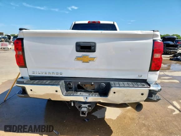 ✅ 2015 Chevrolet Silverado 1500 • VIN: 1GC5CYC89FZ533708 • Лот: 65793415. Опубликован ранее на Copart с пробегом 86 431 миль. Бесплатный доступ к архиву аукционных продаж из США и подробный отчёт об истории автомобиля на DreamBid. Изображение 6.