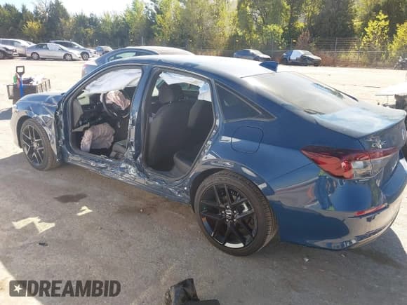 ✅ 2025 Honda Civic Sport • VIN: 2HGFE2F53SH568155 • Lot: 43508115. Wystawiony na IAAI z przebiegiem 3 309 mil. Bezpłatny archiwum sprzedaży aukcyjnych z USA i szczegółowy raport historii pojazdu na DreamBid. Zdjęcie 3.