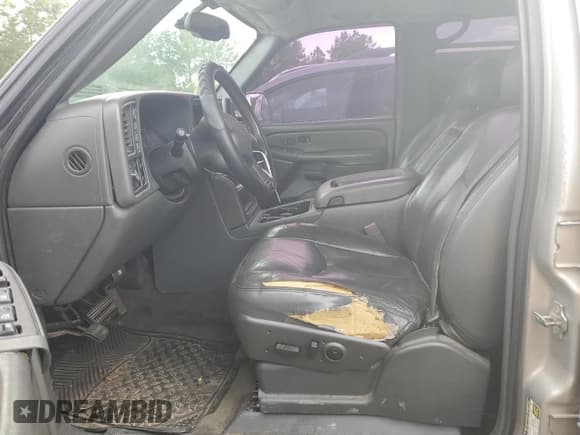 ✅ 2004 Chevrolet Silverado 1500 Z71 • VIN: 2GCEK13T241378486 • Лот: 78853004. Опубликован ранее на Copart с пробегом Не указан. Бесплатный доступ к архиву аукционных продаж из США и подробный отчёт об истории автомобиля на DreamBid. Изображение 7.