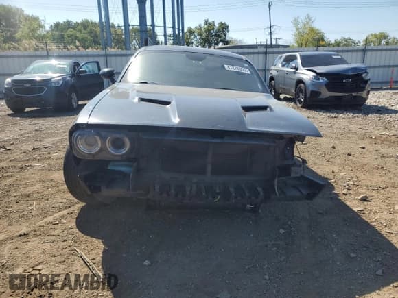 ✅ 2018 Dodge Challenger SXT • VIN: 2C3CDZAG3JH321954 • Lot: 81878055. Wystawiony na Copart z przebiegiem 99 084 mil. Bezpłatny archiwum sprzedaży aukcyjnych z USA i szczegółowy raport historii pojazdu na DreamBid. Zdjęcie 5.