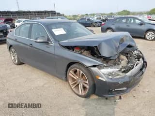 ✅ 2015 BMW 3 Series 328i xDrive • VIN: WBA3B5G56FNS14909 • Лот: 42920298. Опубликован ранее на IAAI с пробегом 138 671 миль. Бесплатный доступ к архиву аукционных продаж из США и подробный отчёт об истории автомобиля на DreamBid. Изображение 1.