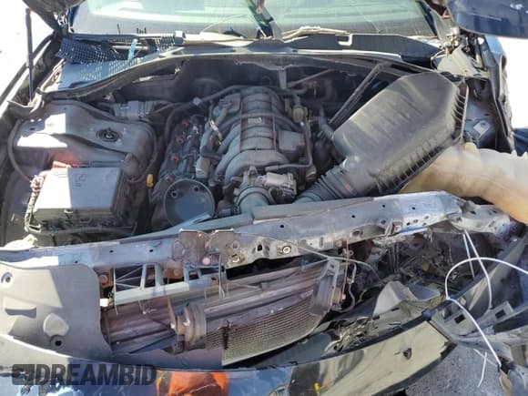 ✅ 2019 Dodge Charger Police • VIN: 2C3CDXKT4KH600427 • Lot: 85936685. Wystawiony na Copart z przebiegiem 126 685 mil. Bezpłatny archiwum sprzedaży aukcyjnych z USA i szczegółowy raport historii pojazdu na DreamBid. Zdjęcie 11.