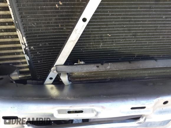 ✅ 2006 Chevrolet Silverado 2500HD LT1 • VIN: 1GCHK23D06F171442 • Lot: 41691533. Listed on IAAI with 294,980 mi. Free auction sales archive from the USA and detailed vehicle history report at DreamBid. Image 19.