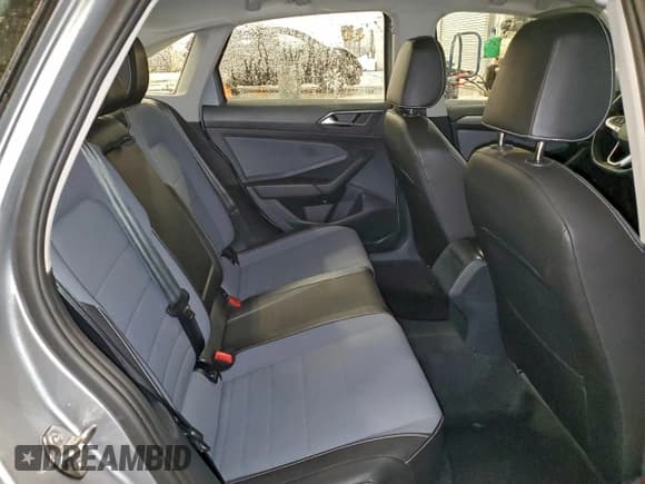 ✅ 2025 Volkswagen Jetta SE • VIN: 3VW7X7BU3SM017570 • Лот: 94264565. Опубликован ранее на Copart с пробегом 37 691 миль. Бесплатный доступ к архиву аукционных продаж из США и подробный отчёт об истории автомобиля на DreamBid. Изображение 10.