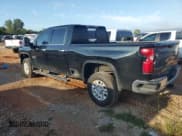 ✅ 2020 Chevrolet Silverado 1500 • VIN: 1GC4WPE75LF170080 • Лот: 71924605. Опубликован ранее на Copart с пробегом 124 576 миль. Бесплатный доступ к архиву аукционных продаж из США и подробный отчёт об истории автомобиля на DreamBid. Изображение 2.