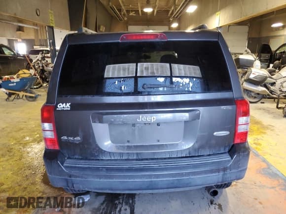 ✅ 2014 Jeep Patriot Latitude • VIN: 1C4NJRFB8ED846912 • Lot: 87866315. Listed on Copart with Not provided. Free auction sales archive from the USA and detailed vehicle history report at DreamBid. Image 6.