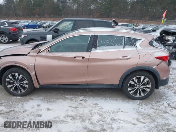 ✅ 2018 Infiniti QX30 Essential • VIN: SJKCH5CR7JA055695 • Lot: 41292291. Listed on IAAI with 129,634 mi. Free auction sales archive from the USA and detailed vehicle history report at DreamBid. Image 15.