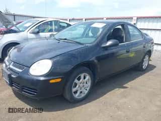2005 Dodge Neon SXT z VIN 1B3ES56C55D244078, wystawiony jako IAAI lot #42567860 z przebiegiem 135 174 mil mil oraz . Historia ofert i sprzedaży dostępna na DreamBid. Obrazek 2.