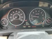 ✅ 2014 BMW 4 Series 428i xDrive • VIN: WBA3T1C57EPS98950 • Lot: 55091815. Wystawiony na Copart z przebiegiem 71 469 mil. Bezpłatny archiwum sprzedaży aukcyjnych z USA i szczegółowy raport historii pojazdu na DreamBid. Zdjęcie 9.