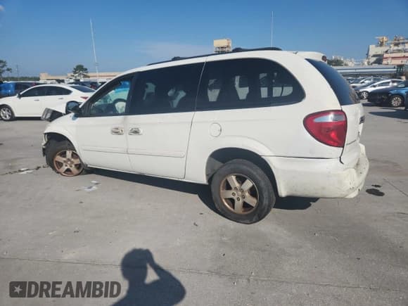 ✅ 2007 Chrysler Town & Country LX • VIN: 2A4GP44R17R261836 • Lot: 81275755. Listed on Copart with Not provided. Free auction sales archive from the USA and detailed vehicle history report at DreamBid. Image 2.