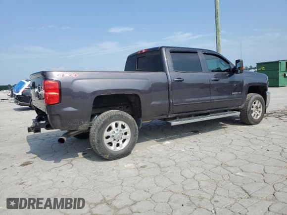 ✅ 2015 Chevrolet Silverado 2500HD LT • VIN: 1GC1KVE8XFF585086 • Lot: 63446335. Listed on Copart with 116,672 mi. Free auction sales archive from the USA and detailed vehicle history report at DreamBid. Image 3.