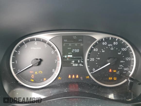 ✅ 2024 Nissan Kicks S • VIN: 3N1CP5BV1RL566668 • Lot: 81663275. Listed on Copart with 30,819 mi. Free auction sales archive from the USA and detailed vehicle history report at DreamBid. Image 9.