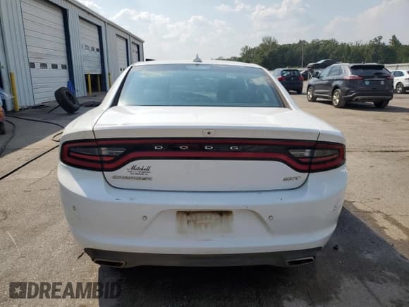 ✅ 2015 Dodge Charger SXT • VIN: 2C3CDXHG5FH862747 • Lot: 81292775. Listed on Copart with 179,780 mi. Free auction sales archive from the USA and detailed vehicle history report at DreamBid. Image 6.