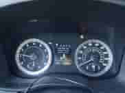 2022 Hyundai Venue SEL z VIN KMHRC8A38NU193838, wystawiony jako IAAI lot #43328008 z przebiegiem 30 094 mil mil oraz . Historia ofert i sprzedaży dostępna na DreamBid. Obrazek 16.