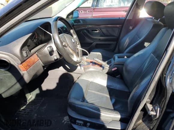 ✅ 2003 BMW 5 Series 525i • VIN: WBADT43463GY98868 • Lot: 82970363. Listed on Copart with 284,039 mi. Free auction sales archive from the USA and detailed vehicle history report at DreamBid. Image 7.