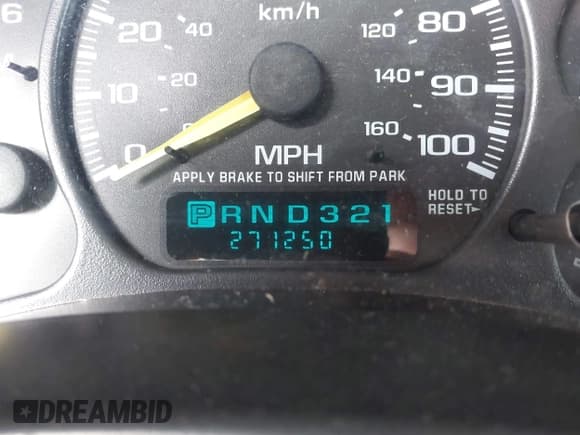 ✅ 2000 Chevrolet Silverado 1500 LS • VIN: 2GCEK19T5Y1184998 • Лот: 43539627. Опубликован ранее на IAAI с пробегом 271 250 миль. Бесплатный доступ к архиву аукционных продаж из США и подробный отчёт об истории автомобиля на DreamBid. Изображение 15.