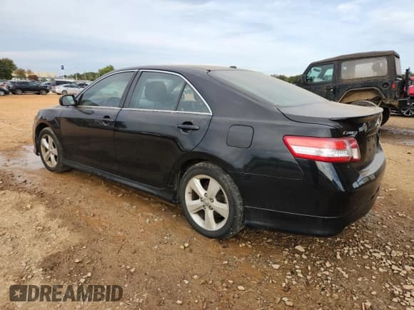 ✅ 2011 Toyota Camry LE • VIN: 4T1BF3EK4BU162319 • Lot: 65516935. Wystawiony na Copart z przebiegiem 278 783 mil. Bezpłatny archiwum sprzedaży aukcyjnych z USA i szczegółowy raport historii pojazdu na DreamBid. Zdjęcie 2.