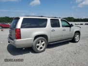 ✅ 2009 Chevrolet Suburban LTZ • VIN: 1GNFC36059R234791 • Лот: 63083585. Опубликован ранее на Copart с пробегом 261 016 миль. Бесплатный доступ к архиву аукционных продаж из США и подробный отчёт об истории автомобиля на DreamBid. Изображение 3.
