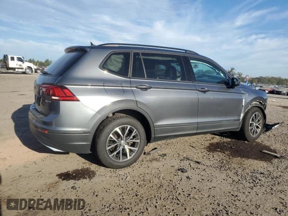 ✅ 2021 Volkswagen Tiguan S • VIN: 3VV0B7AX6MM015878 • Лот: 82304095. Опубликован ранее на Copart с пробегом 42 319 миль. Бесплатный доступ к архиву аукционных продаж из США и подробный отчёт об истории автомобиля на DreamBid. Изображение 3.