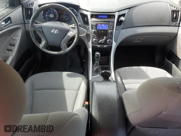 ✅ 2013 Hyundai Sonata GLS • VIN: 5NPEB4AC6DH657572 • Lot: 71339824. Listed on Copart with 116,285 mi. Free auction sales archive from the USA and detailed vehicle history report at DreamBid. Image 8.