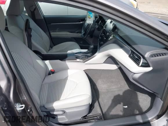 2021 Toyota Camry SE with VIN 4T1T11BK2MU028715, listed as a IAAI auction lot 42845840 with 39,370 mi miles and . Bid and sale history available at DreamBid. Image 5.