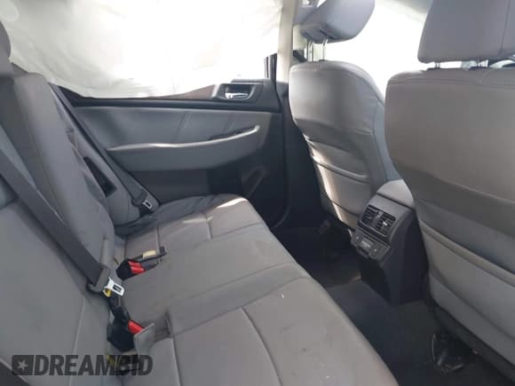 ✅ 2018 Subaru Outback Limited • VIN: 4S4BSANCXJ3207874 • Lot: 42456588. Listed on IAAI with 87,113 mi. Free auction sales archive from the USA and detailed vehicle history report at DreamBid. Image 8.