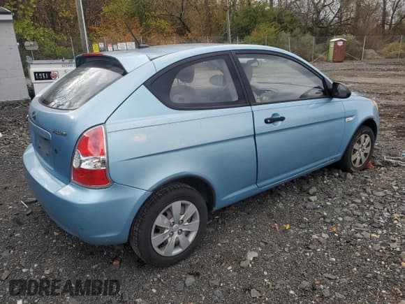 ✅ 2009 Hyundai Accent Auto GS • VIN: KMHCM36C99U112608 • Lot: 92350775. Wystawiony na Copart z przebiegiem 88 183 mil. Bezpłatny archiwum sprzedaży aukcyjnych z USA i szczegółowy raport historii pojazdu na DreamBid. Zdjęcie 3.