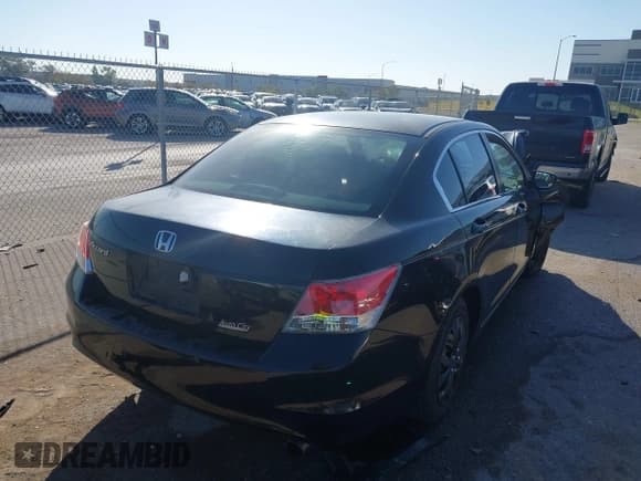 ✅ 2010 Honda Accord LX • VIN: 1HGCP2F35AA141066 • Lot: 43689485. Listed on IAAI with 176,159 mi. Free auction sales archive from the USA and detailed vehicle history report at DreamBid. Image 4.