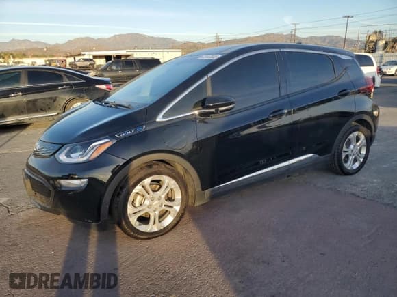 ✅ 2021 Chevrolet Bolt EV LT • VIN: 1G1FY6S02M4113913 • Lot: 92447835. Listed on Copart with 25,514 mi. Free auction sales archive from the USA and detailed vehicle history report at DreamBid. Image 1.