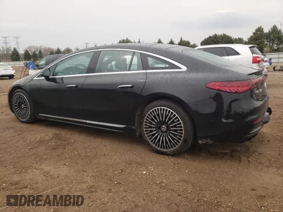 ✅ 2022 Mercedes-Benz EQS 580 • VIN: W1KCG4EB4NA020916 • Lot: 53456625. Listed on Copart with 10,182 mi. Free auction sales archive from the USA and detailed vehicle history report at DreamBid. Image 2.