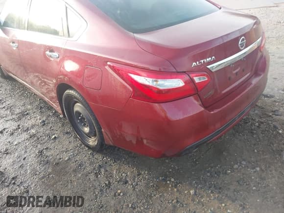 ✅ 2017 Nissan Altima S • VIN: 1N4AL3APXHN320116 • Lot: 43694065. Wystawiony na IAAI z przebiegiem 218 921 mil. Bezpłatny archiwum sprzedaży aukcyjnych z USA i szczegółowy raport historii pojazdu na DreamBid. Zdjęcie 12.