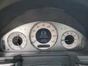 ✅ 2005 Mercedes-Benz E 500 • VIN: WDBUF83J95X169725 • Lot: 54718845. Wystawiony na Copart z przebiegiem 197 224 mil. Bezpłatny archiwum sprzedaży aukcyjnych z USA i szczegółowy raport historii pojazdu na DreamBid. Zdjęcie 9.