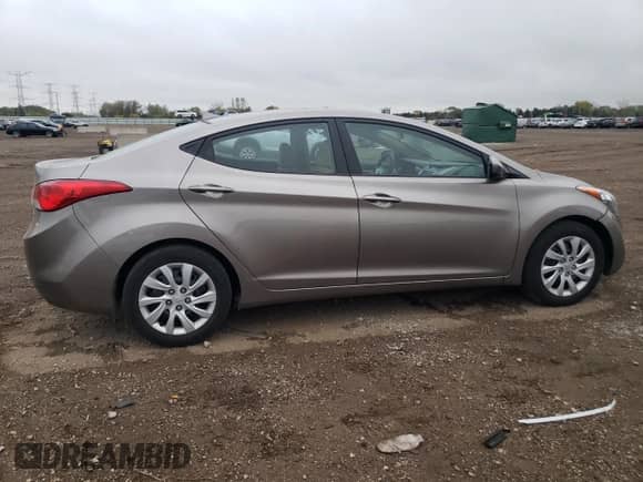 ✅ 2012 Hyundai Elantra Limited • VIN: 5NPDH4AE3CH149425 • Lot: 82450925. Wystawiony na Copart z przebiegiem 126 991 mil. Bezpłatny archiwum sprzedaży aukcyjnych z USA i szczegółowy raport historii pojazdu na DreamBid. Zdjęcie 3.