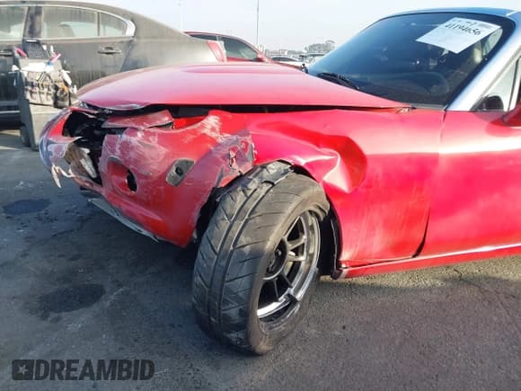 ✅ 2006 Mazda MX-5 Miata Touring • VIN: JM1NC25F360102939 • Lot: 41194656. Wystawiony na IAAI z przebiegiem 83 592 mil. Bezpłatny archiwum sprzedaży aukcyjnych z USA i szczegółowy raport historii pojazdu na DreamBid. Zdjęcie 6.