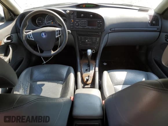 ✅ 2006 Saab 9-3 • VIN: YS3FD49Y461138120 • Lot: 68473015. Wystawiony na Copart z przebiegiem 145 324 mil. Bezpłatny archiwum sprzedaży aukcyjnych z USA i szczegółowy raport historii pojazdu na DreamBid. Zdjęcie 8.