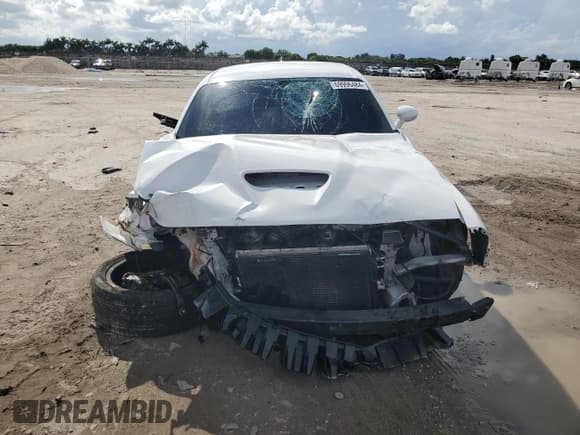 ✅ 2020 Dodge Challenger R/T • VIN: 2C3CDZBT7LH189697 • Lot: 69996484. Wystawiony na Copart z przebiegiem 47 902 mil. Bezpłatny archiwum sprzedaży aukcyjnych z USA i szczegółowy raport historii pojazdu na DreamBid. Zdjęcie 5.