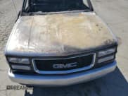 ✅ 1993 GMC Sierra 1500 • VIN: 1GTGC39N9PE540336 • Lot: 69100205. Wystawiony na Copart z przebiegiem Nie podano. Bezpłatny archiwum sprzedaży aukcyjnych z USA i szczegółowy raport historii pojazdu na DreamBid. Zdjęcie 11.