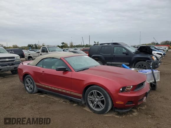 ✅ 2010 Ford Mustang V6 • VIN: 1ZVBP8EN7A5111881 • Lot: 90433715. Listed on Copart with 202,139 mi. Free auction sales archive from the USA and detailed vehicle history report at DreamBid. Image 4.