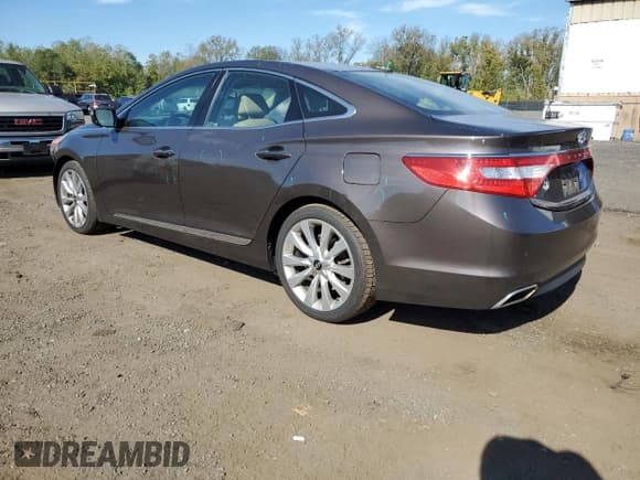 ✅ 2016 Hyundai Azera Limited • VIN: KMHFH4JG6GA540653 • Lot: 82281385. Listed on Copart with 44,437 mi. Free auction sales archive from the USA and detailed vehicle history report at DreamBid. Image 2.