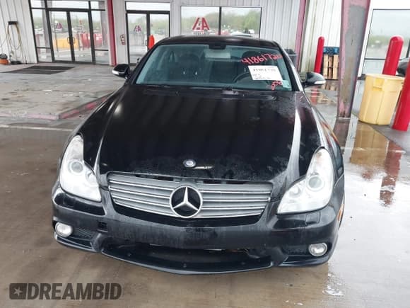 ✅ 2006 Mercedes-Benz CLS 500 • VIN: WDDDJ75X56A045909 • Lot: 41861720. Wystawiony na IAAI z przebiegiem 127 719 mil. Bezpłatny archiwum sprzedaży aukcyjnych z USA i szczegółowy raport historii pojazdu na DreamBid. Zdjęcie 12.