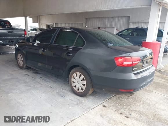 ✅ 2015 Volkswagen Jetta S • VIN: 3VW2K7AJ3FM410202 • Lot: 43886034. Listed on IAAI with 122,593 mi. Free auction sales archive from the USA and detailed vehicle history report at DreamBid. Image 3.