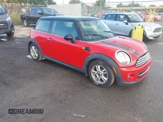 ✅ 2013 MINI Hardtop • VIN: WMWSU3C5XDT692453 • Лот: 43366957. Опубликован ранее на IAAI с пробегом 115 341 миль. Бесплатный доступ к архиву аукционных продаж из США и подробный отчёт об истории автомобиля на DreamBid. Изображение 1.