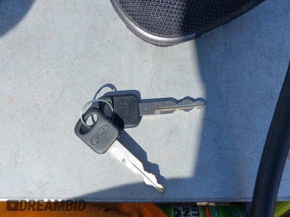 ✅ 2012 Ford Econoline Cargo Recreational • VIN: 1FTNE2EL9CDA43092 • Lot: 43149056. Wystawiony na IAAI z przebiegiem 116 944 mil. Bezpłatny archiwum sprzedaży aukcyjnych z USA i szczegółowy raport historii pojazdu na DreamBid. Zdjęcie 11.