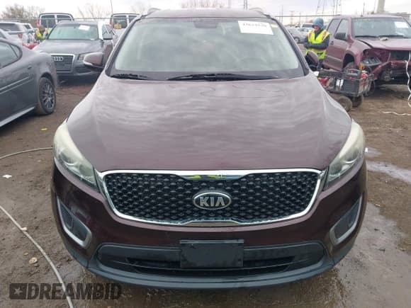 ✅ 2016 Kia Sorento LX • VIN: 5XYPG4A56GG074250 • Lot: 43624539. Listed on IAAI with 139,010 mi. Free auction sales archive from the USA and detailed vehicle history report at DreamBid. Image 12.