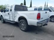 ✅ 2006 Ford F-250 XL • VIN: 1FTSX21P56EC10536 • Лот: 42111074. Опубликован ранее на IAAI с пробегом 184 803 миль. Бесплатный доступ к архиву аукционных продаж из США и подробный отчёт об истории автомобиля на DreamBid. Изображение 3.