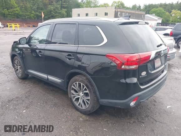 2017 Mitsubishi Outlander SE с VIN JA4AZ3A36HZ060323, выставлен на аукционе IAAI как лот 42285937 с пробегом 118 762 миль миль и . История ставок и продаж доступна на DreamBid. Изображение 14.