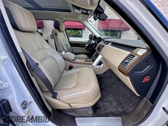 ✅ 2019 Land Rover Range Rover HSE • VIN: SALGS2SV9KA518093 • Lot: 96938135. Wystawiony na Copart z przebiegiem 122 989 mil. Bezpłatny archiwum sprzedaży aukcyjnych z USA i szczegółowy raport historii pojazdu na DreamBid. Zdjęcie 5.